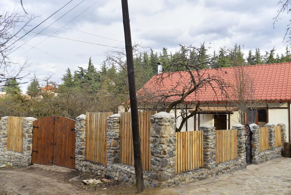 Villa Jrhogher Dilisan Szoba fotó