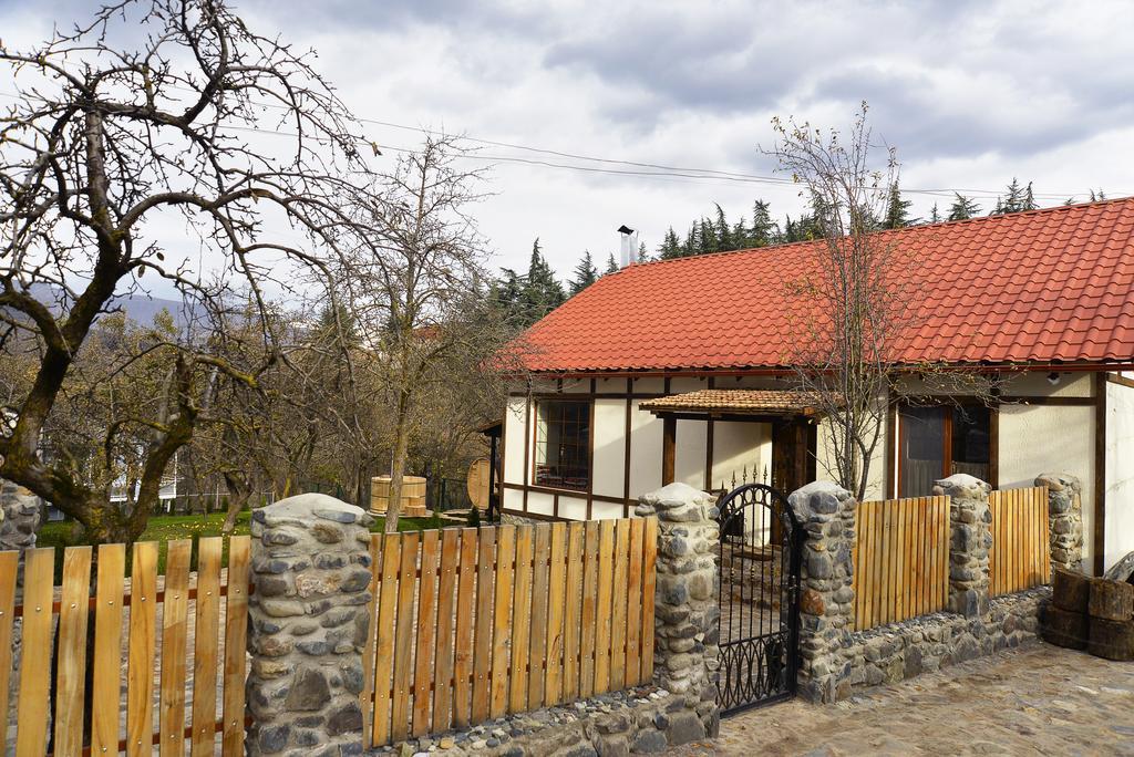 Villa Jrhogher Dilisan Szoba fotó