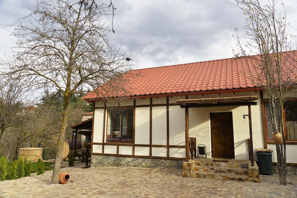 Villa Jrhogher Dilisan Szoba fotó